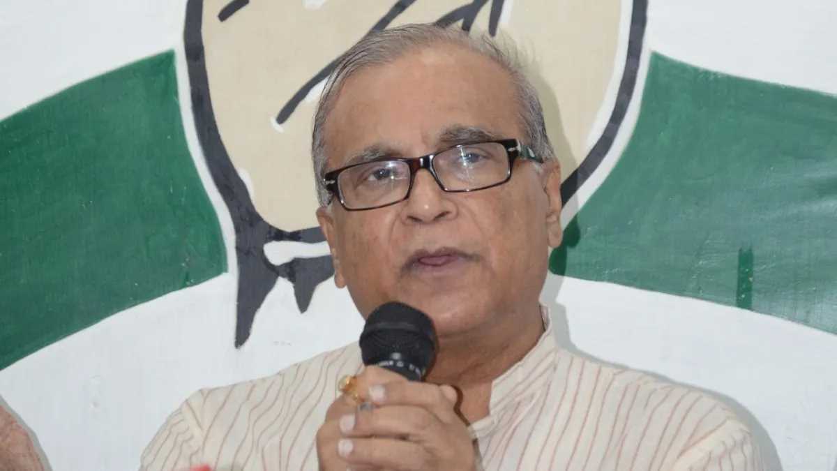 पश्चिम बंगाल में फेक वोटर की पहचान के लिए हो फिजिकल वेरिफिकेशन : प्रदीप भट्टाचार्य